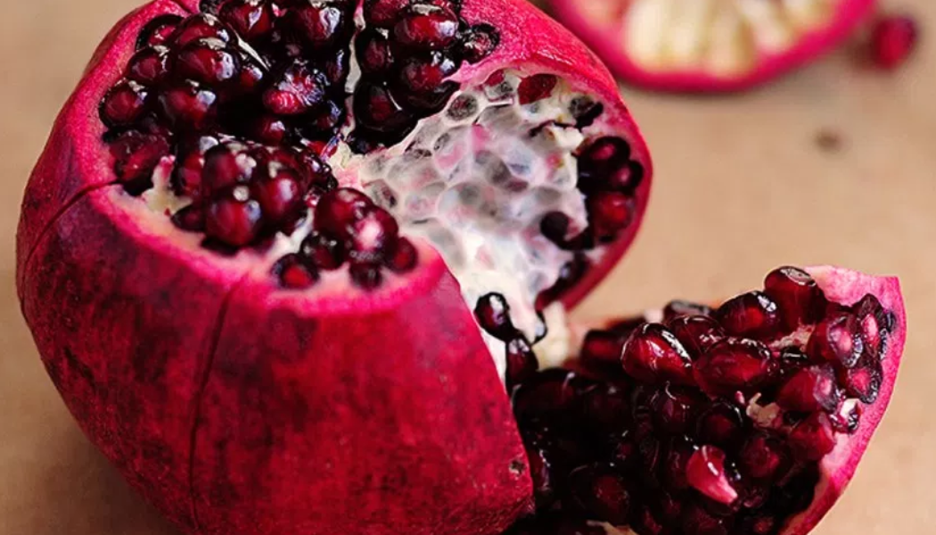 Health Benefits Of Pomegranate + Pomegranate Chutney Recipe